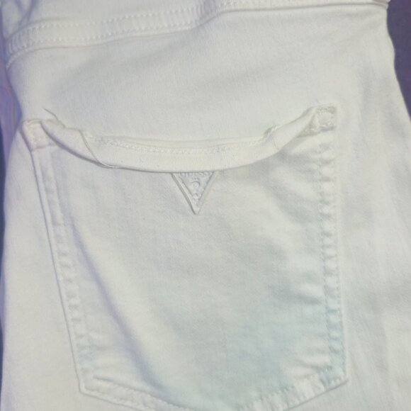 Guess Pre-loved White Stretch Denim 1981 skinny crop jeans Size 31 - Picture 7 of 7